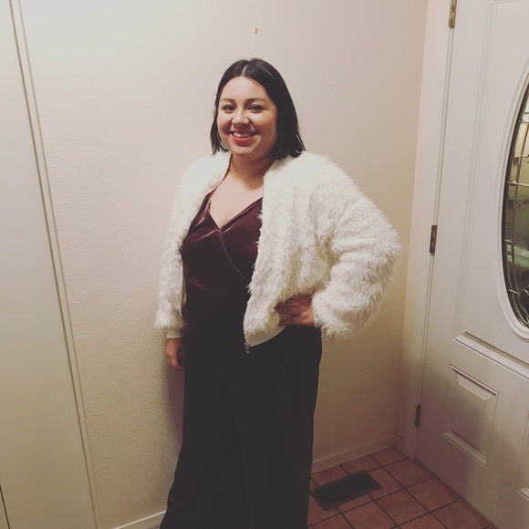 Meet your Posher, Amy - Picture 2 of 3